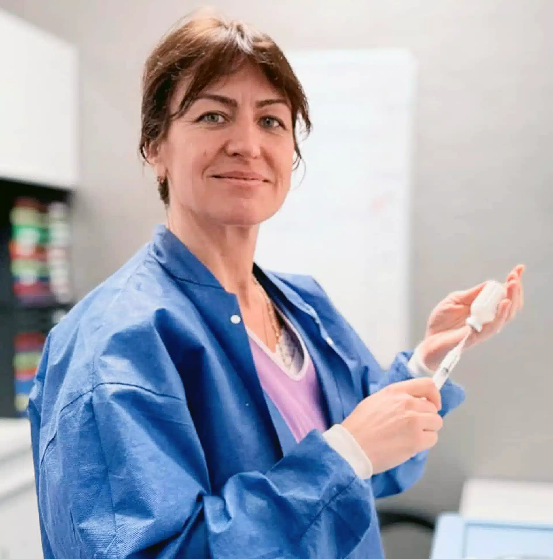 clinique-esthetique-paris-etoile-hospitalisation-ambulatoire-infirmiere